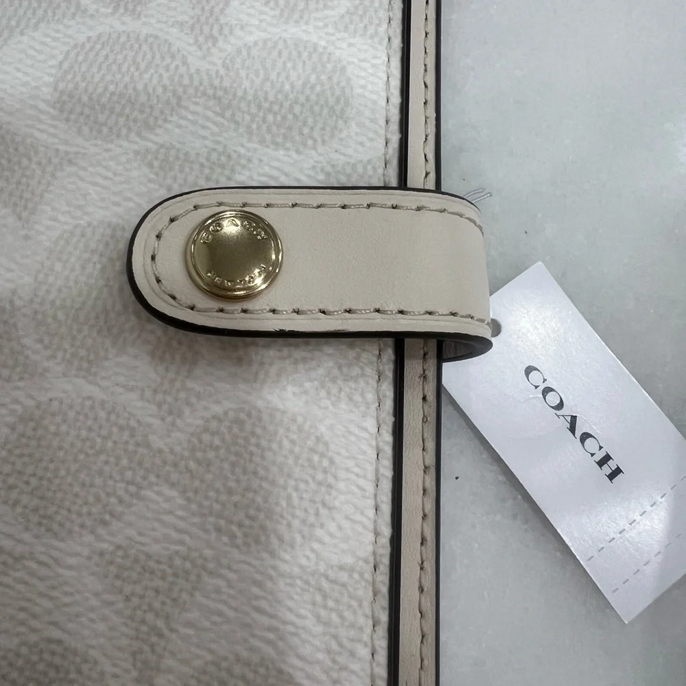 Coach Notebook & Pencil case in Chalk / White - Picture 4 of 15